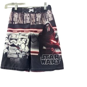 ⭐STAR Wars Swim Trunks with liner size M